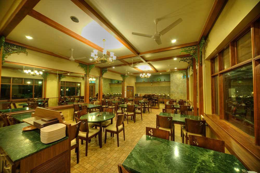 Zaras Resort Khandala Lonavala Buitenkant foto