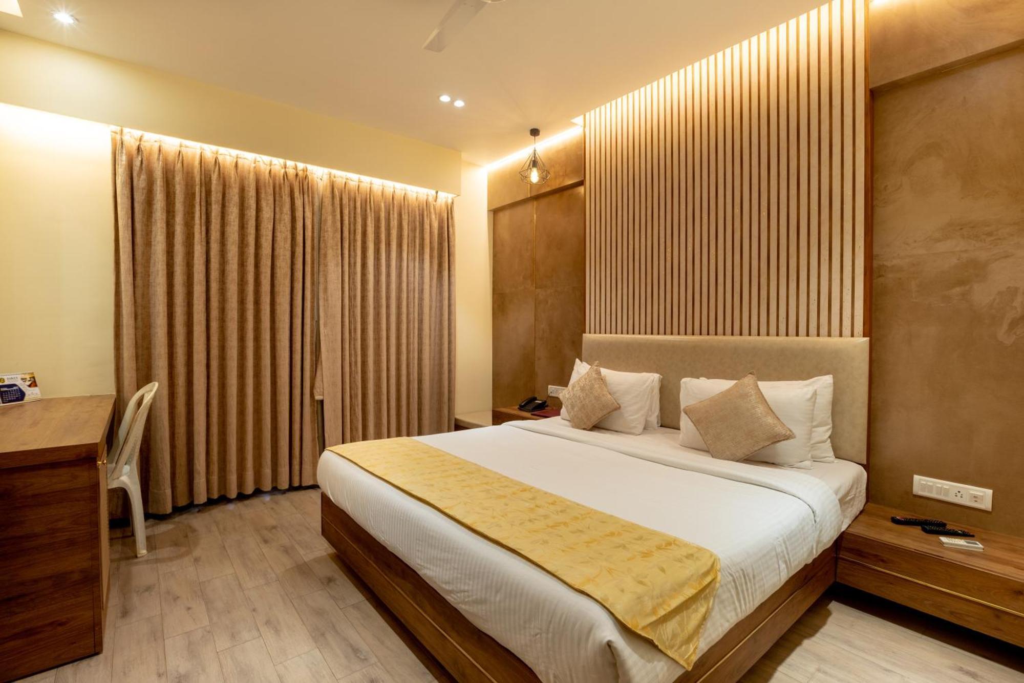 Zaras Resort Khandala Lonavala Buitenkant foto