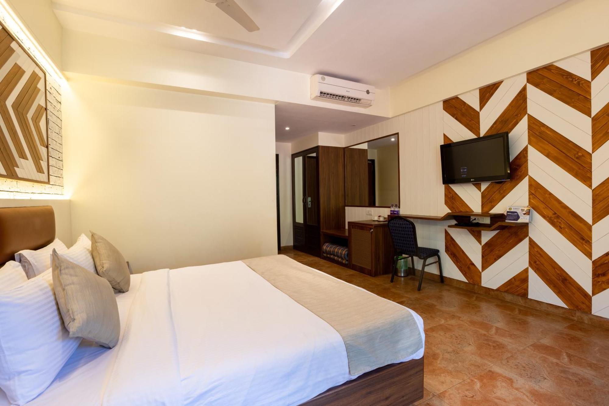 Zaras Resort Khandala Lonavala Buitenkant foto